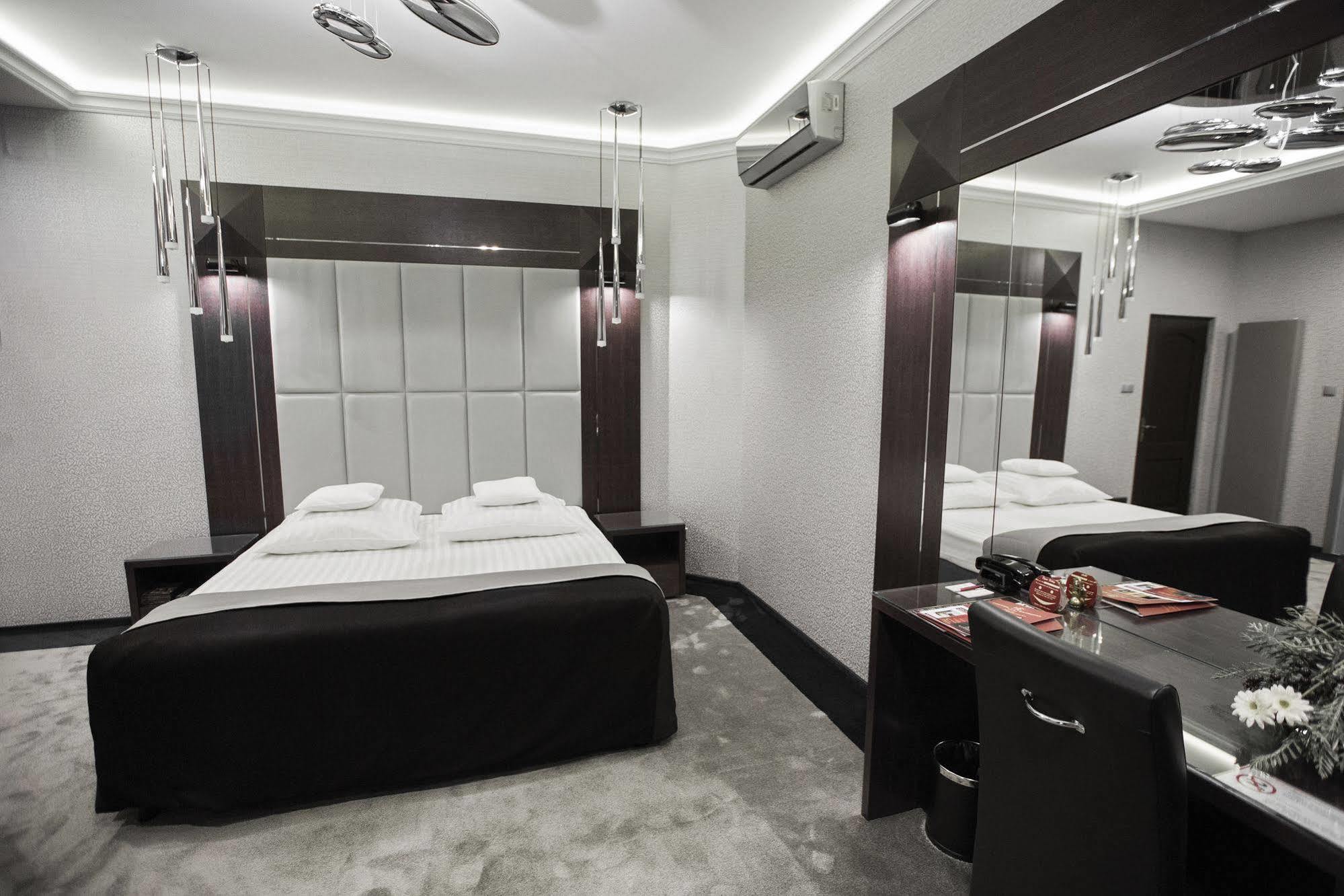 Hotel Europa Kaliszki المظهر الخارجي الصورة