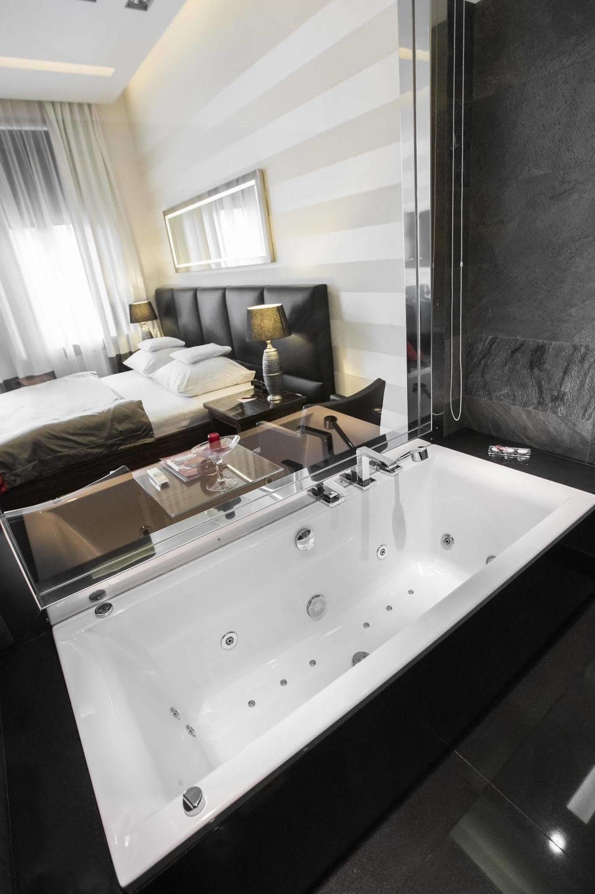 Hotel Europa Kaliszki المظهر الخارجي الصورة